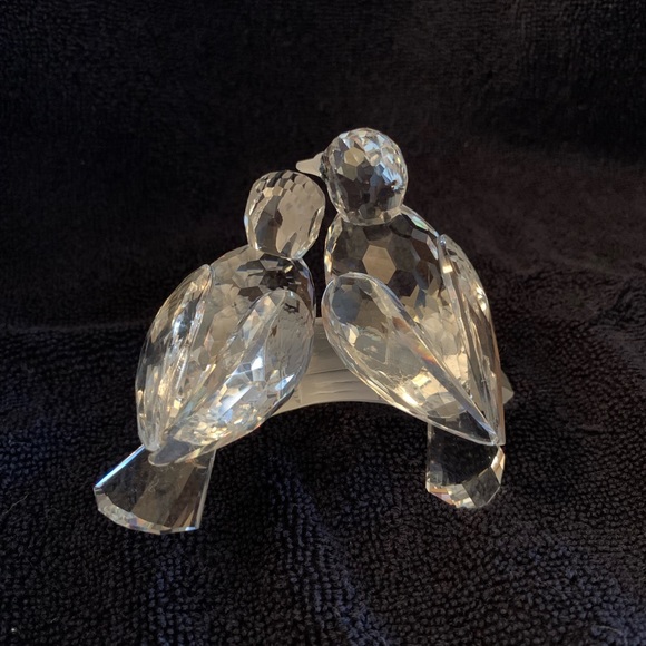 SWAROVSKI CRYSTAL "TURTLE DOVES", SCS 1989 ANNUAL FIGURINE, "CARING & SHARING" - Picture 3 of 4